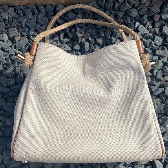 MICHAEL Michael Kors - Picture 3 of 16